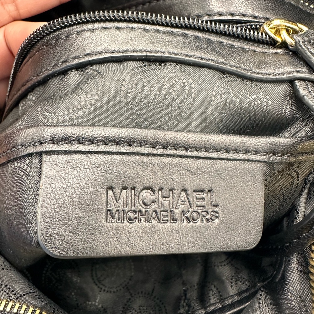 MICHAEL KORS 2 WAY HAIR-CALF SHOULDER BAG - Picture 11 of 12